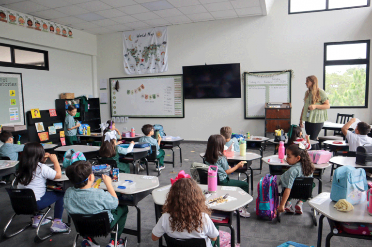 ALP-Elementary-students-teacher-classroom-2